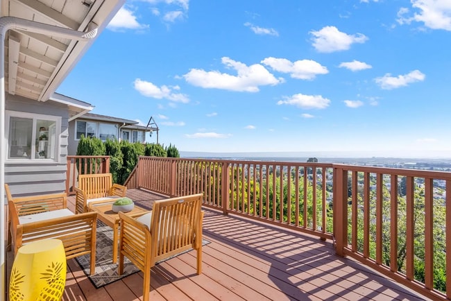 Building Photo - "Remodeled - Charming 3-Bed Sanctuary with...