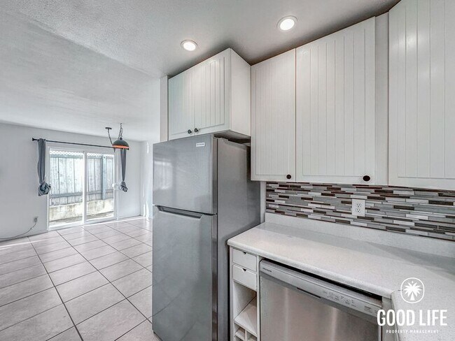 Building Photo - 3929 33rd St