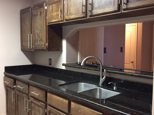 Building Photo - 9802 Cantera Ct