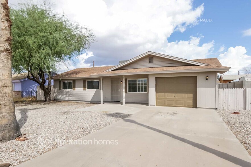 Building Photo - 1376 E 30th Ave