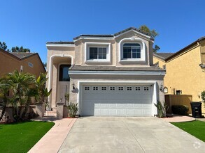 Building Photo - Great Family Home