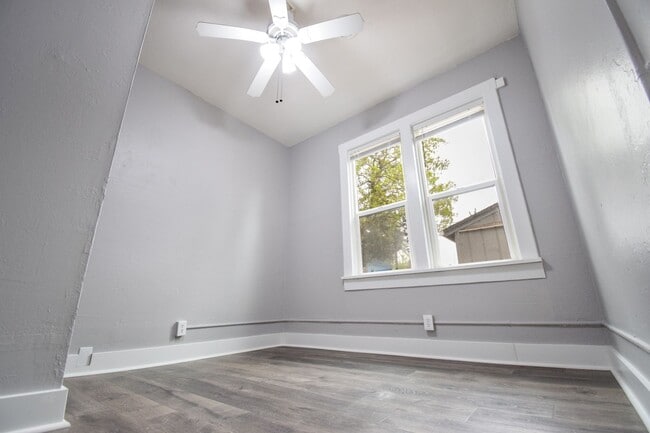 Building Photo - Charming 3 bedroom home in North Portland
