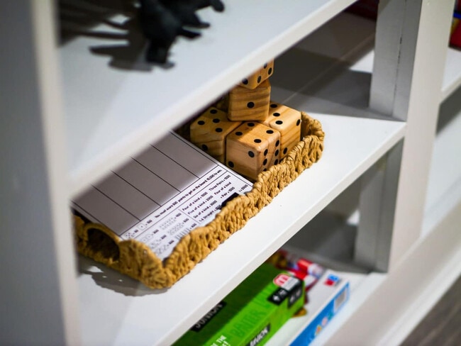 Building Photo - 3815 Ellendale Rd