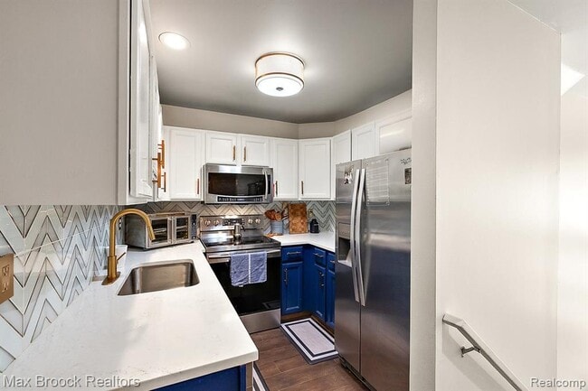 Building Photo - 1538 Maryland Club Dr