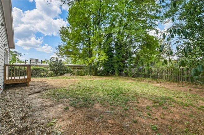 Building Photo - 2866 Belvedere Ln