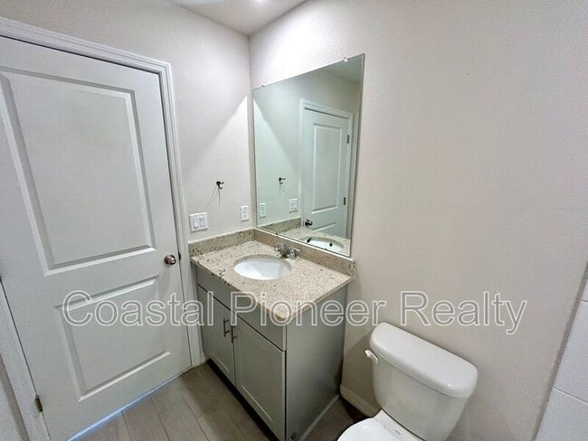 Building Photo - 34751 Telluride Ln