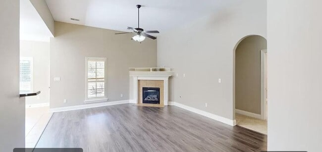 Building Photo - 763 Fairway Pointe Cove W