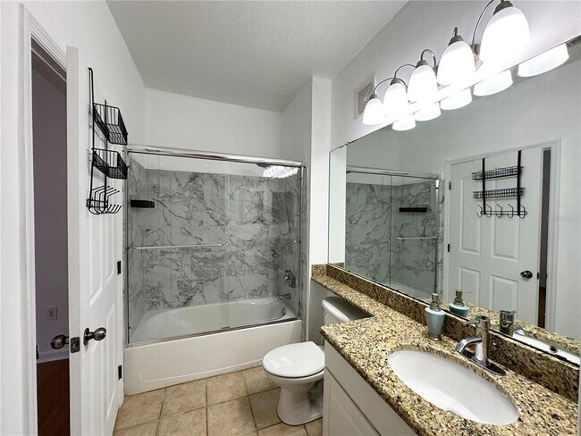 Building Photo - 12843 Madison Pointe Cir