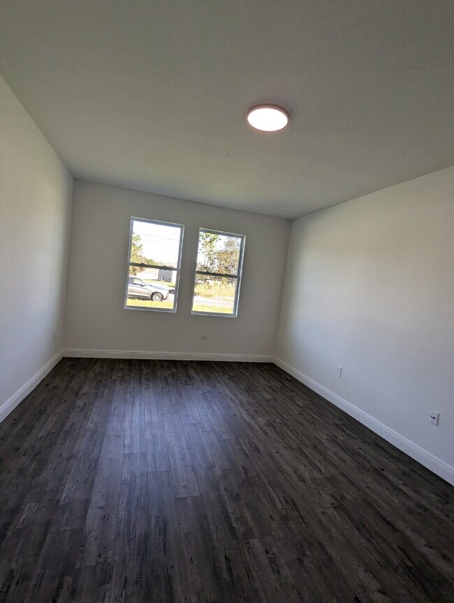 Building Photo - Beautiful and Secluded Poinciana Home for Rent