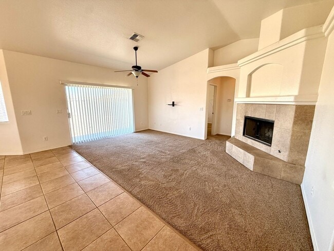 Building Photo - Great 3 bedroom, 2 bathroom home located in a cul-de-sac