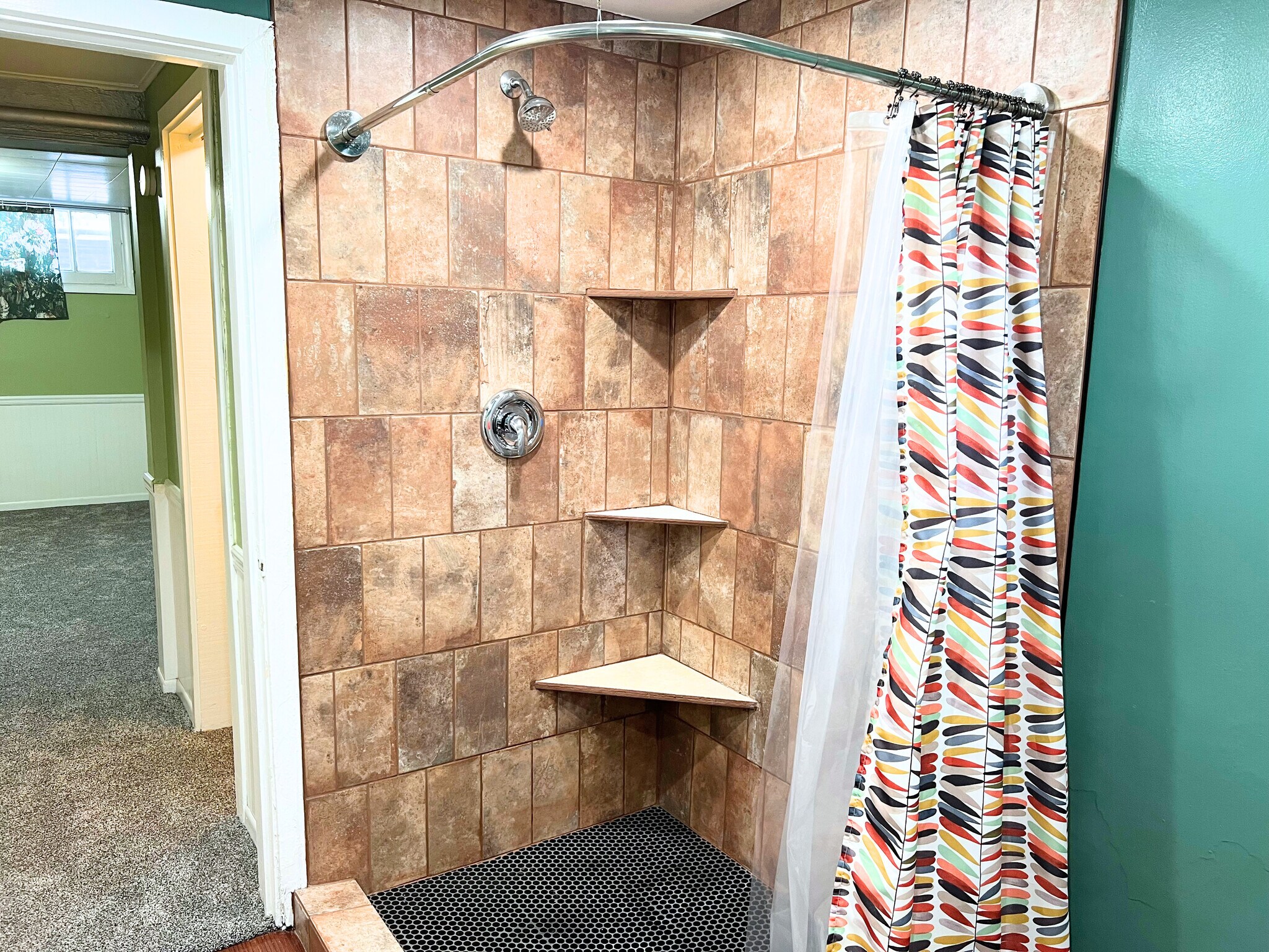 Shower - 972 E 3385 S