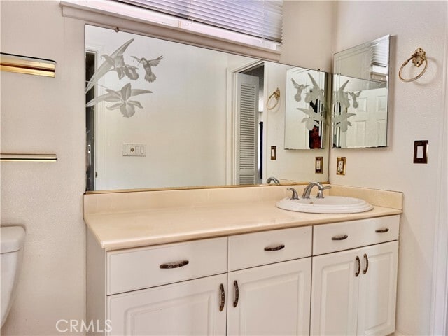 Building Photo - 202 S Barbara Way