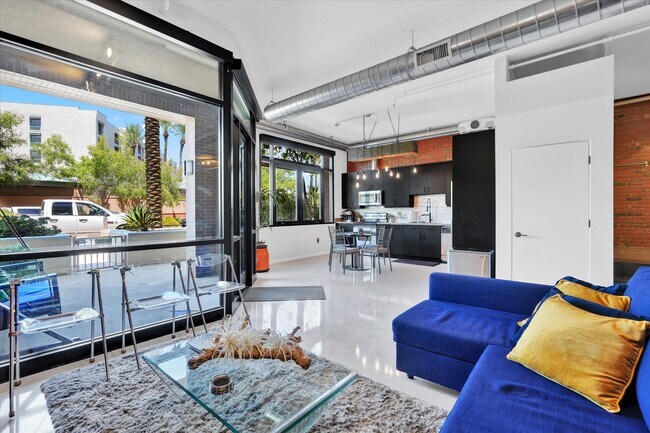 Building Photo - 7301 E 3rd Ave