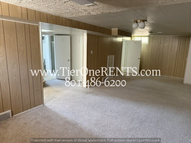 Building Photo - NO DEPOSIT option for qualified renters