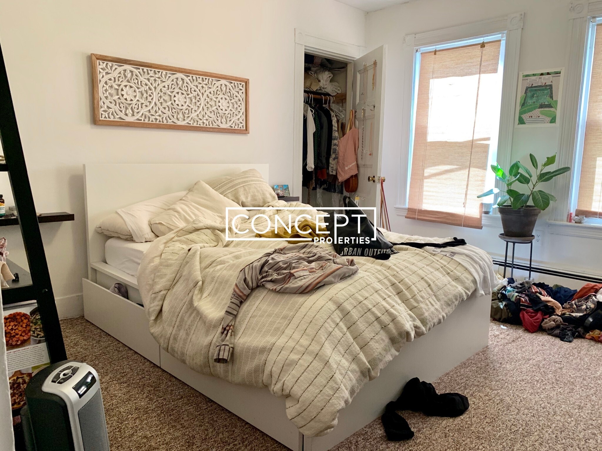 Building Photo - 64 Murdock St