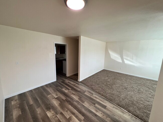 Building Photo - 1219 Arlington Dr