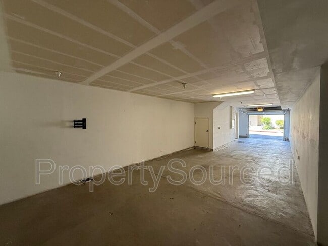 Building Photo - 170 North St
