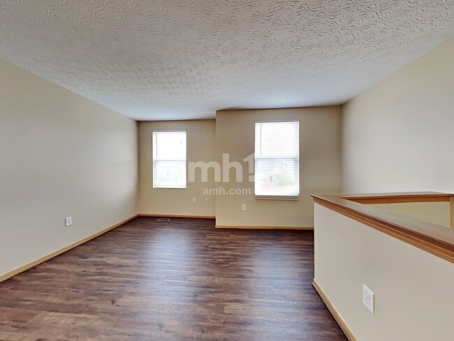 Building Photo - 5688 Battle Creek Way