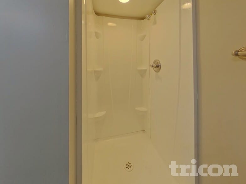 Building Photo - 1448 Sunnyside St