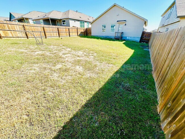 Building Photo - 13023 Rosemary Cove