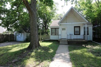 Building Photo - 3 Bedroom Home Near Purdue!