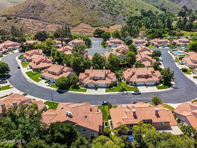 Building Photo - 4759 Rhapsody Dr