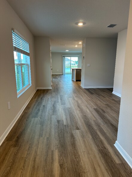 Building Photo - 12039 Lansing Gln