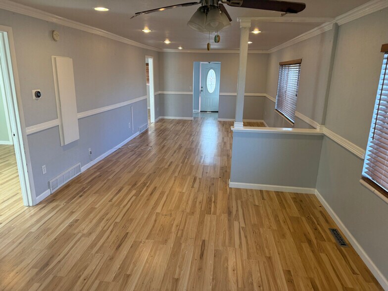 Building Photo - 6204 S Prince St