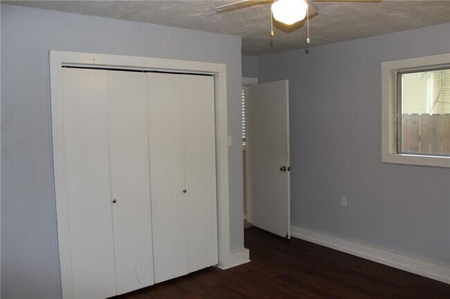 Building Photo - 4500 Avenue D