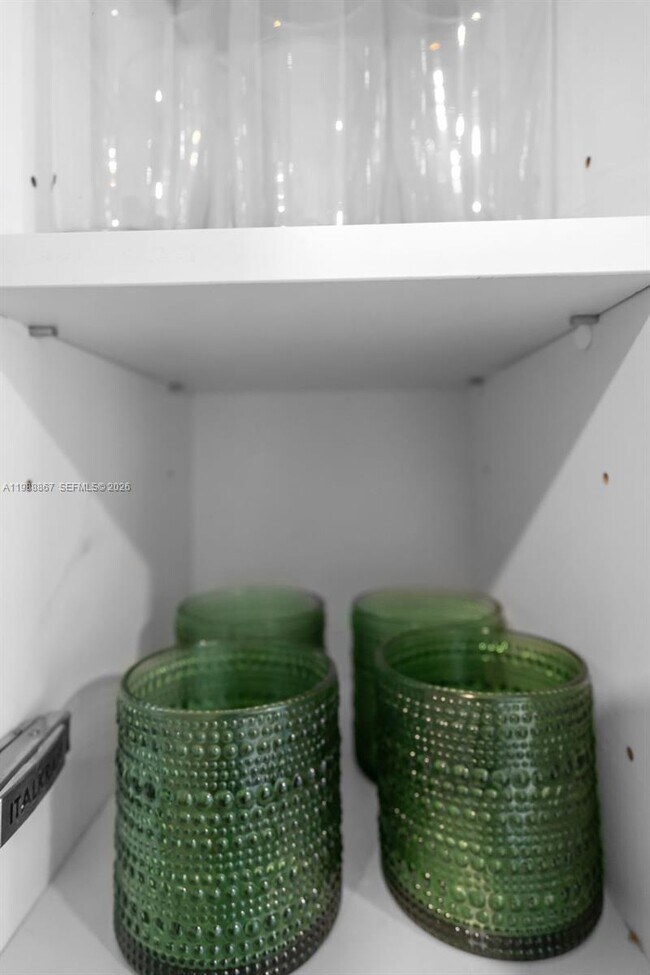 Building Photo - 601 N Miami Ave