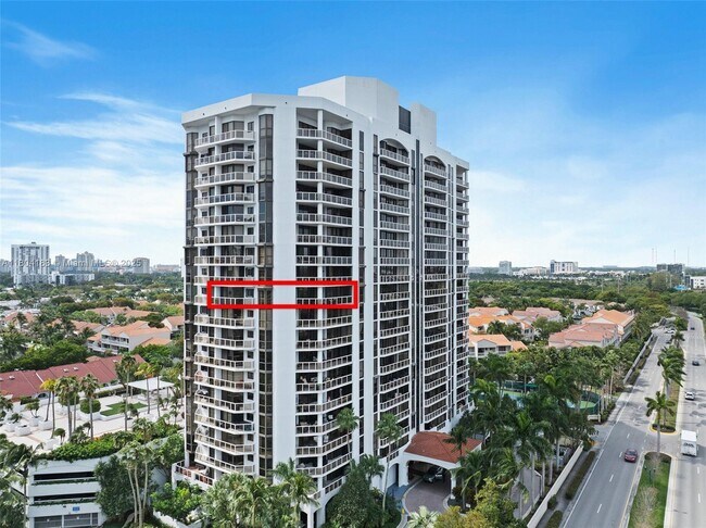 Primary Photo - 3600 Yacht Club Dr