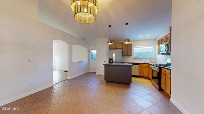 Building Photo - 4620 Joseph Rodriguez Dr