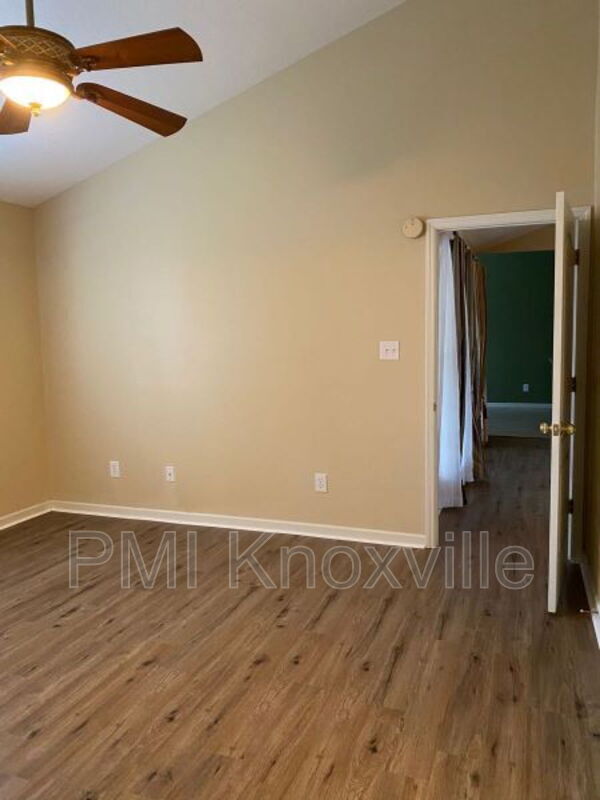 Building Photo - 6904 La Christa Way