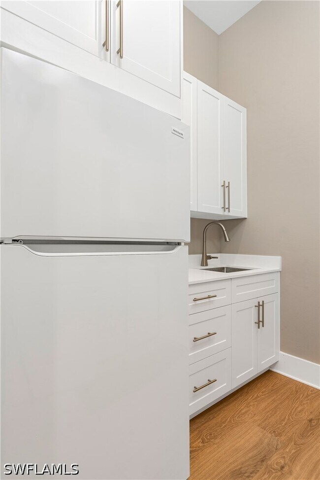 Building Photo - 9552 Caymas Ter