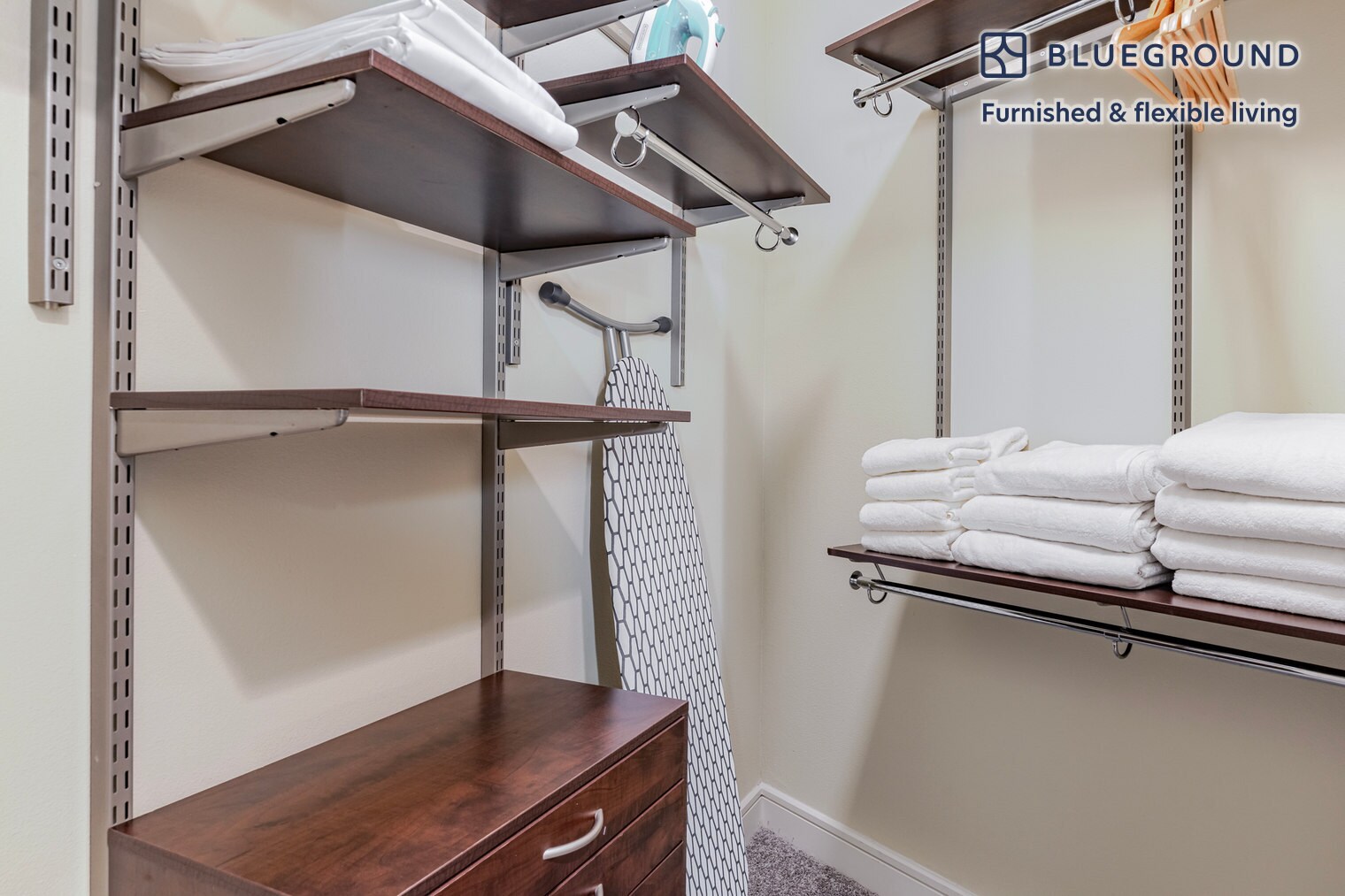 Building Photo - 214 Barton Springs Rd