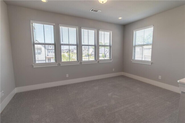 Building Photo - 1431 Cave Stream Dr