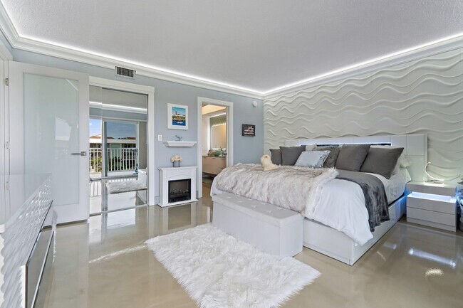 Building Photo - 100 Waterway Rd