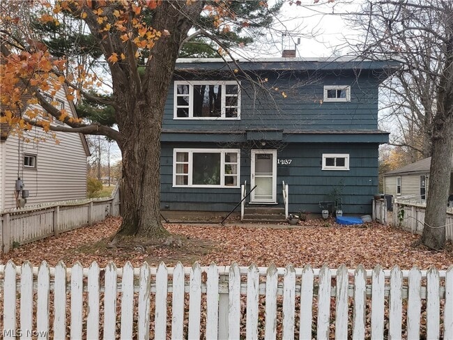 Building Photo - 1237 Overbrook Dr