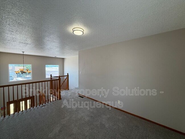Building Photo - 10331 Dunbar St NW