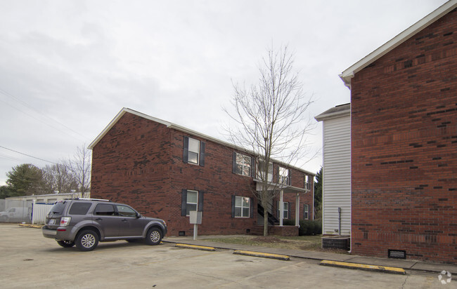 Building Photo - Garrett Place Apartments