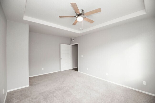 Building Photo - Beautiful Single-Family Home in a Great Location!