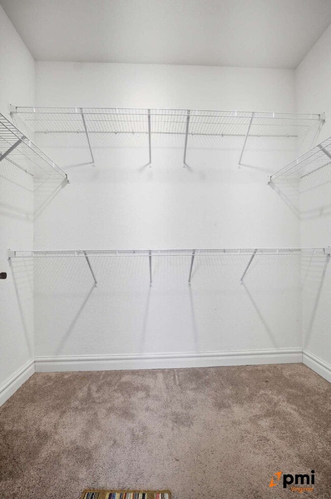 Building Photo - Stunning 5 Bedroom Waterfront Home with 2 car garage