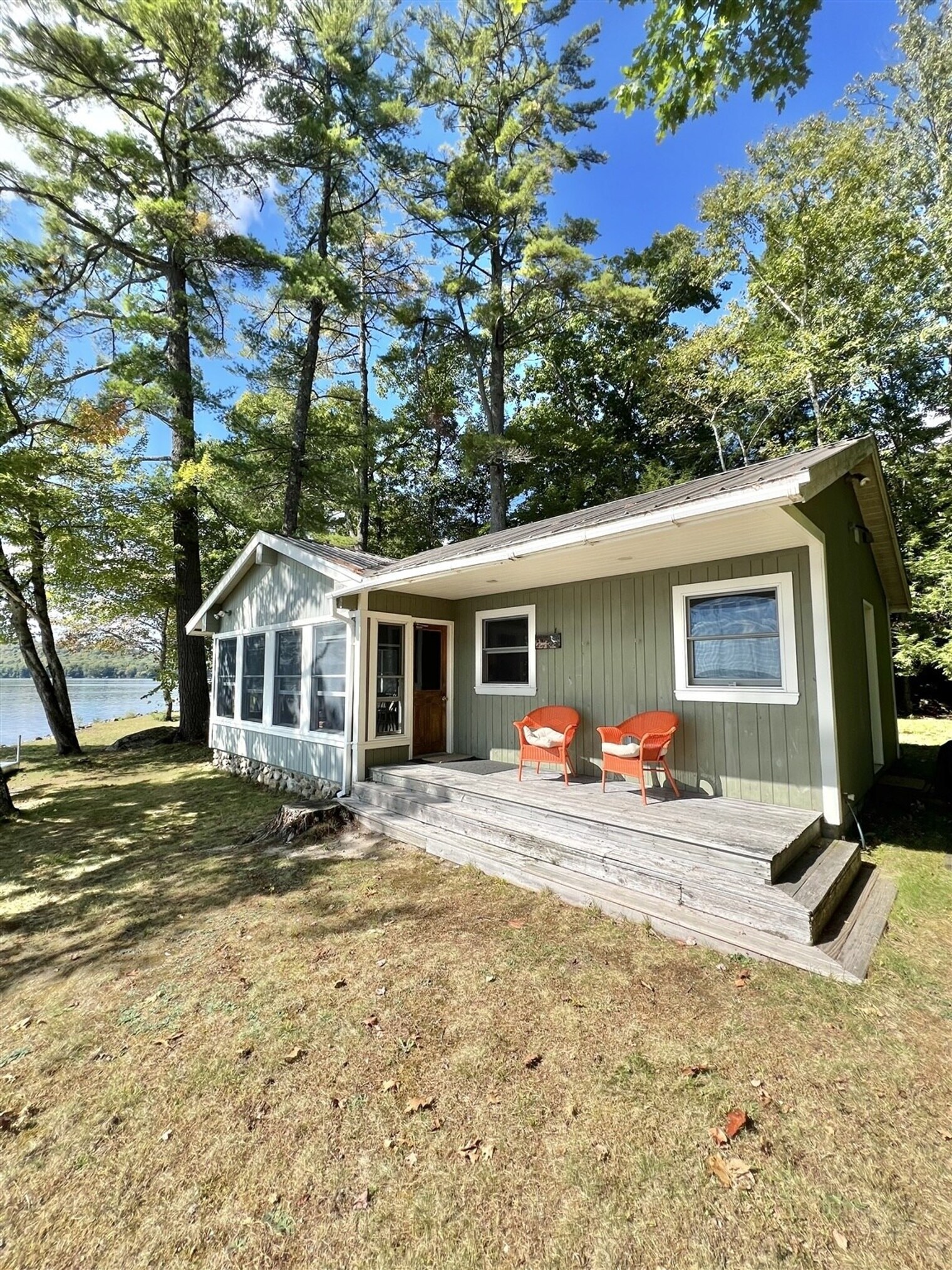 Building Photo - 11 Basswood Bay Rd