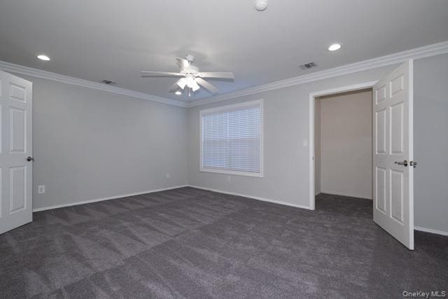 Building Photo - 167 Village Green Dr