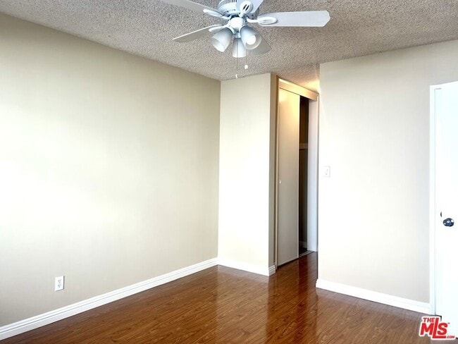 Building Photo - 1132 Alameda Ave