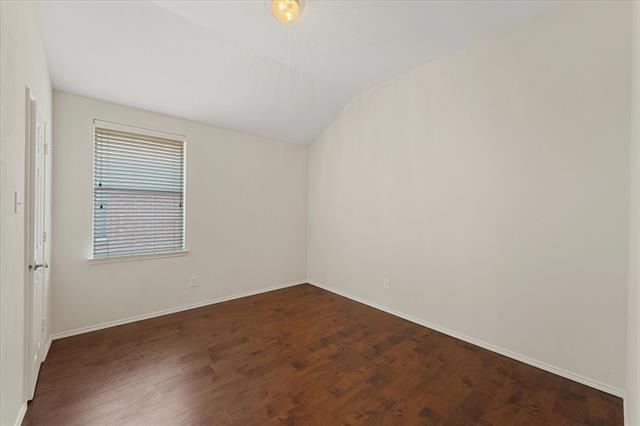 Building Photo - 5733 Mariposa Dr