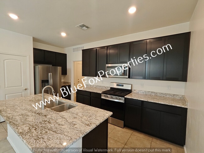 Building Photo - 7860 N Scholes Ave