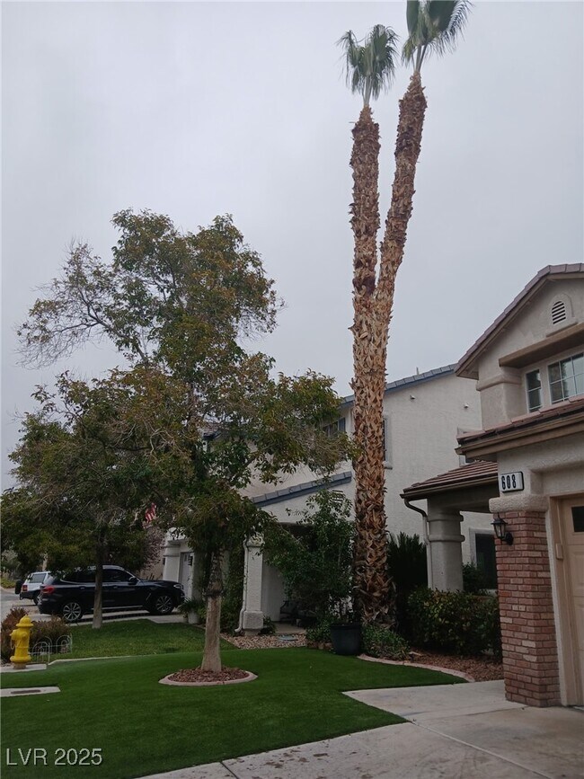 Building Photo - 608 Bianca Bay St