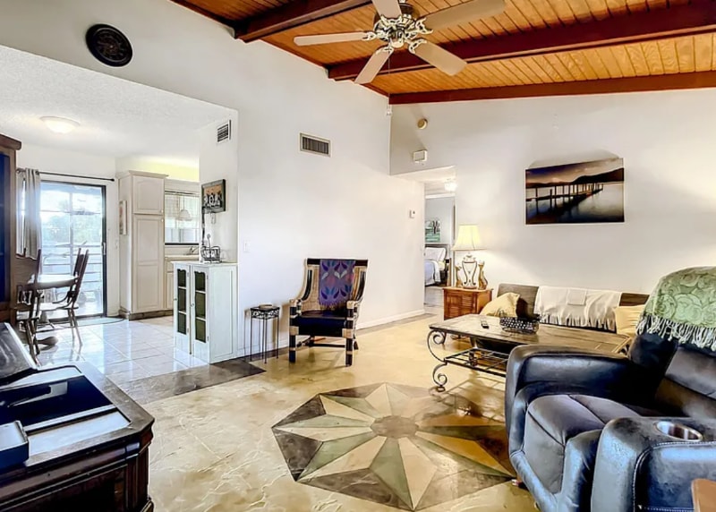 Building Photo - 5894 Longbow Ln