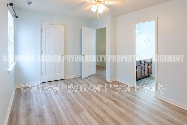 Building Photo - 1244 N Concord Rd